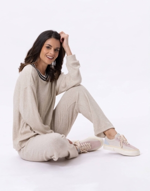 Esmee 802 Beige