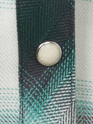  517 dark green