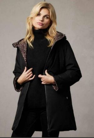 Makenzie 90-Black w. leo