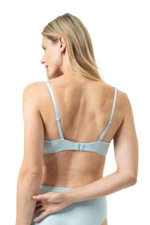 1350019 1749 breezy blu