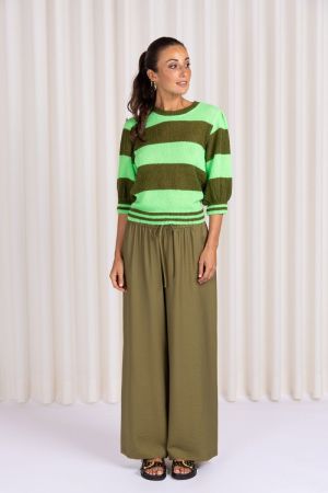 9026 BS SWEATER PESTO