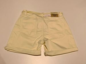 Bobby (Short) 515 - Soft Yell