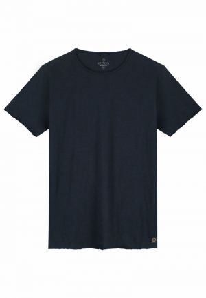  649 Dk. Navy