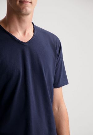  649 Dk. Navy