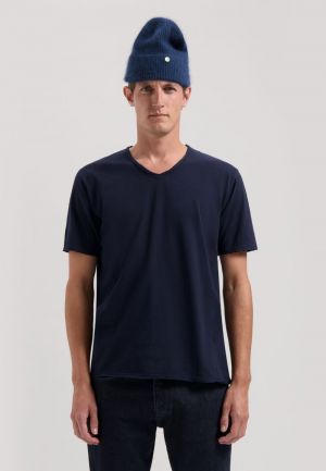  649 Dk. Navy