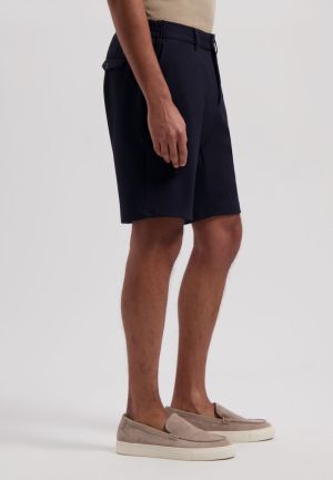  649 Dk. Navy