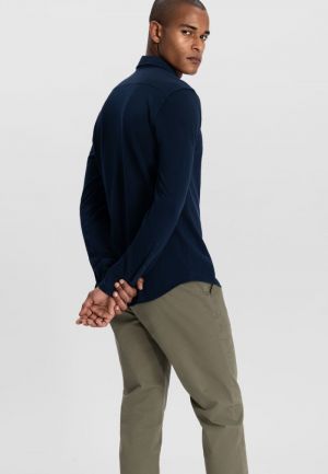  649 Dk. Navy