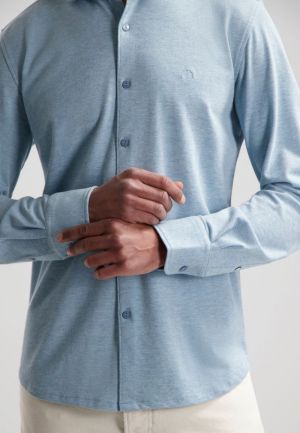  693 Medium Blue
