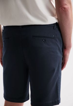  649 Dk. Navy