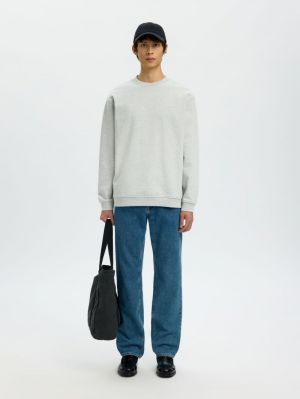 16100444 4936275 Grey Li