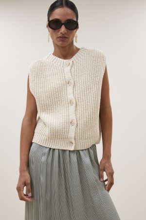 nori 232 almond
