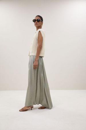 nori 232 almond