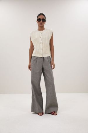nori 232 almond