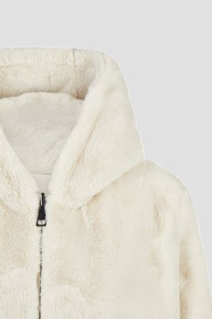  120 offwhite