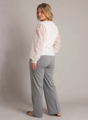  075 Antique Whi