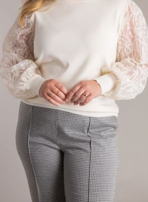 075 Antique Whi