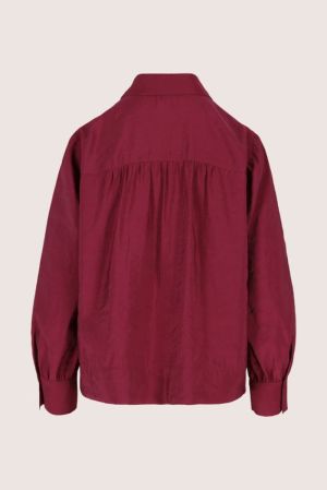  585 RED PLUM
