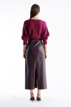  590 AUBERGINE