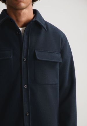  649 Dk. Navy