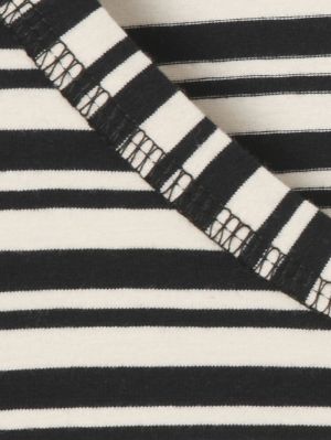  104774 black /
