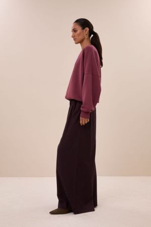 malyn logo 1339 burgundy c
