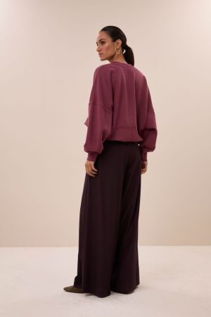 malyn logo 1339 burgundy c