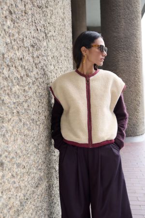 gio sleeveless 325 wine