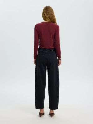 16094343 5101911 Red