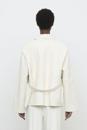 EFW260037 028 CREMA
