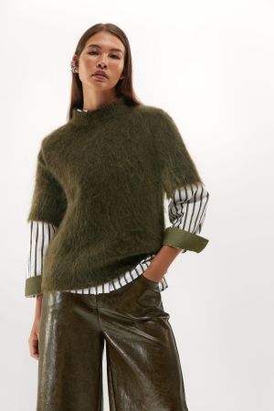 DJONA OLIVE OLIVE