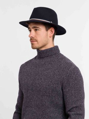 629017 590 navy